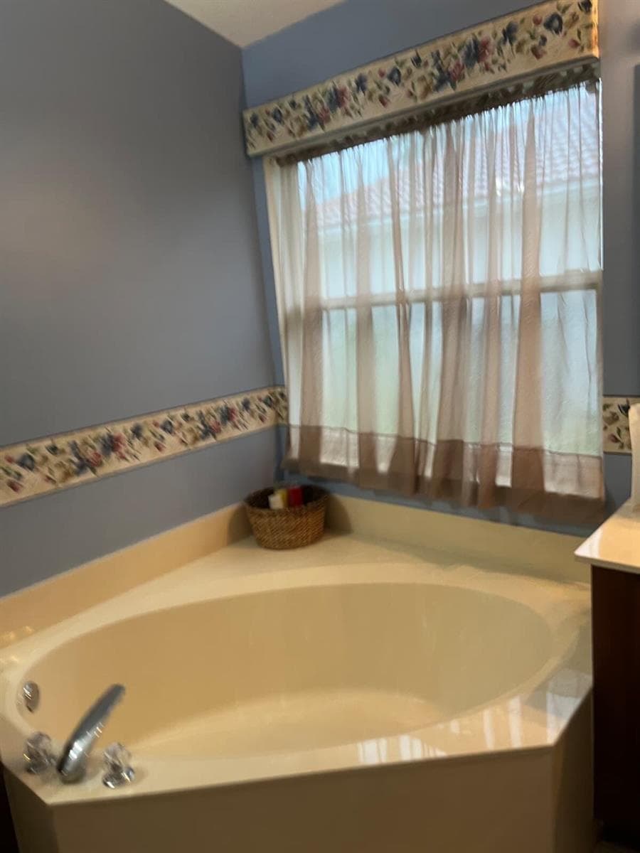2519 EGRET LAKE Drive, FL 33413