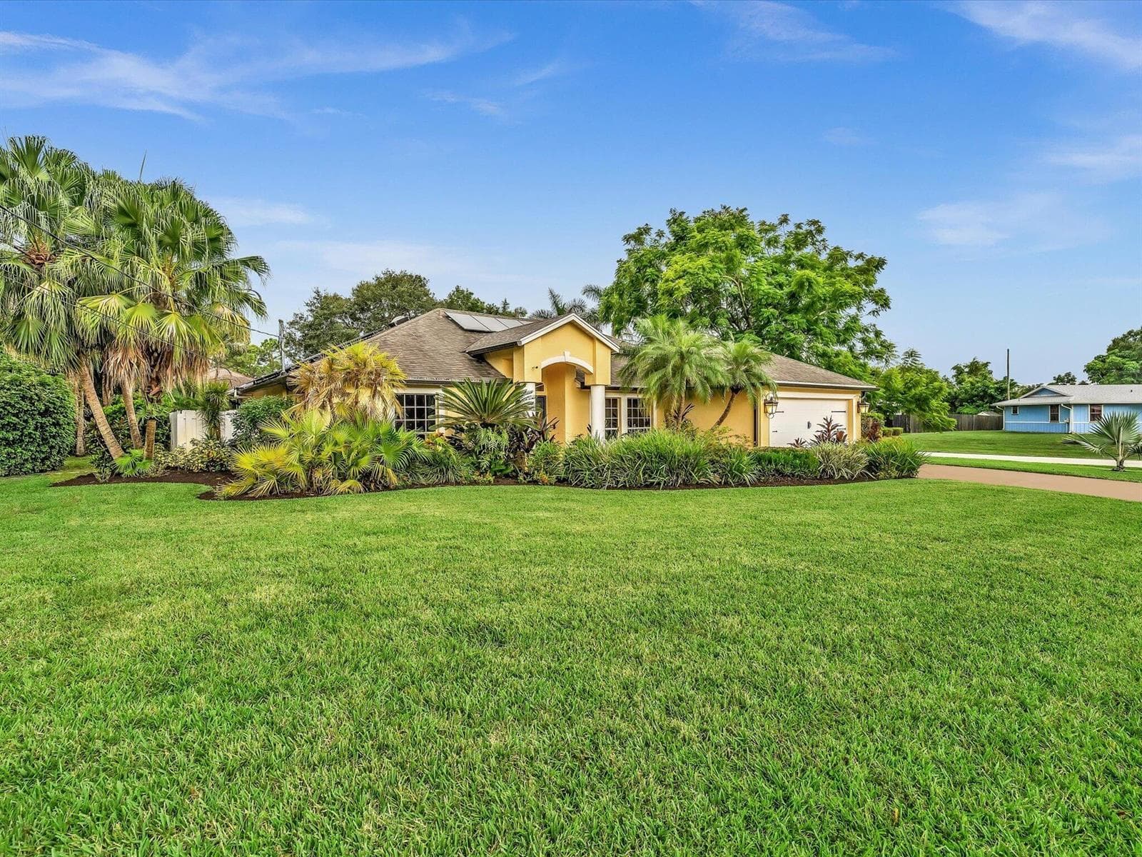 1918 SW BELLEVUE Avenue, Port St. Lucie FL 34953