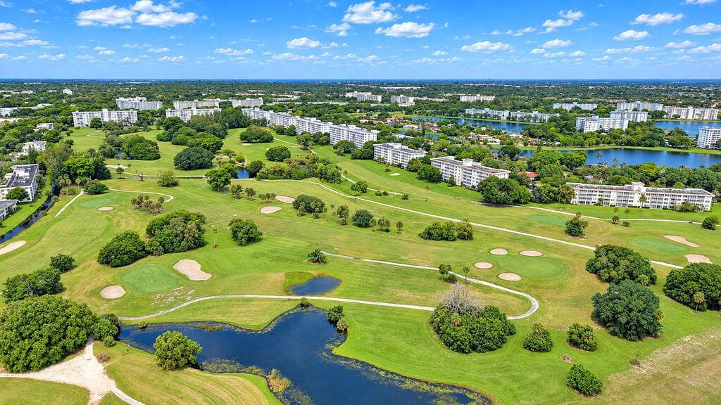 2681 S Course Drive # 809, Pompano Beach FL 33069
