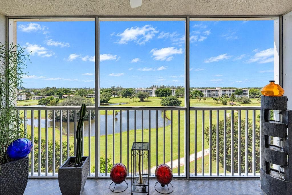 2681 S Course Drive # 809, Pompano Beach FL 33069