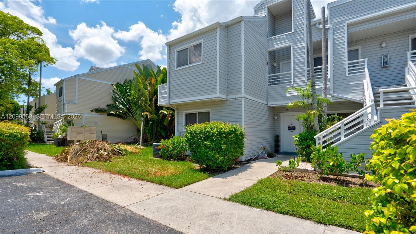 3409 NW 44th St # 101, Oakland Park FL 33309
