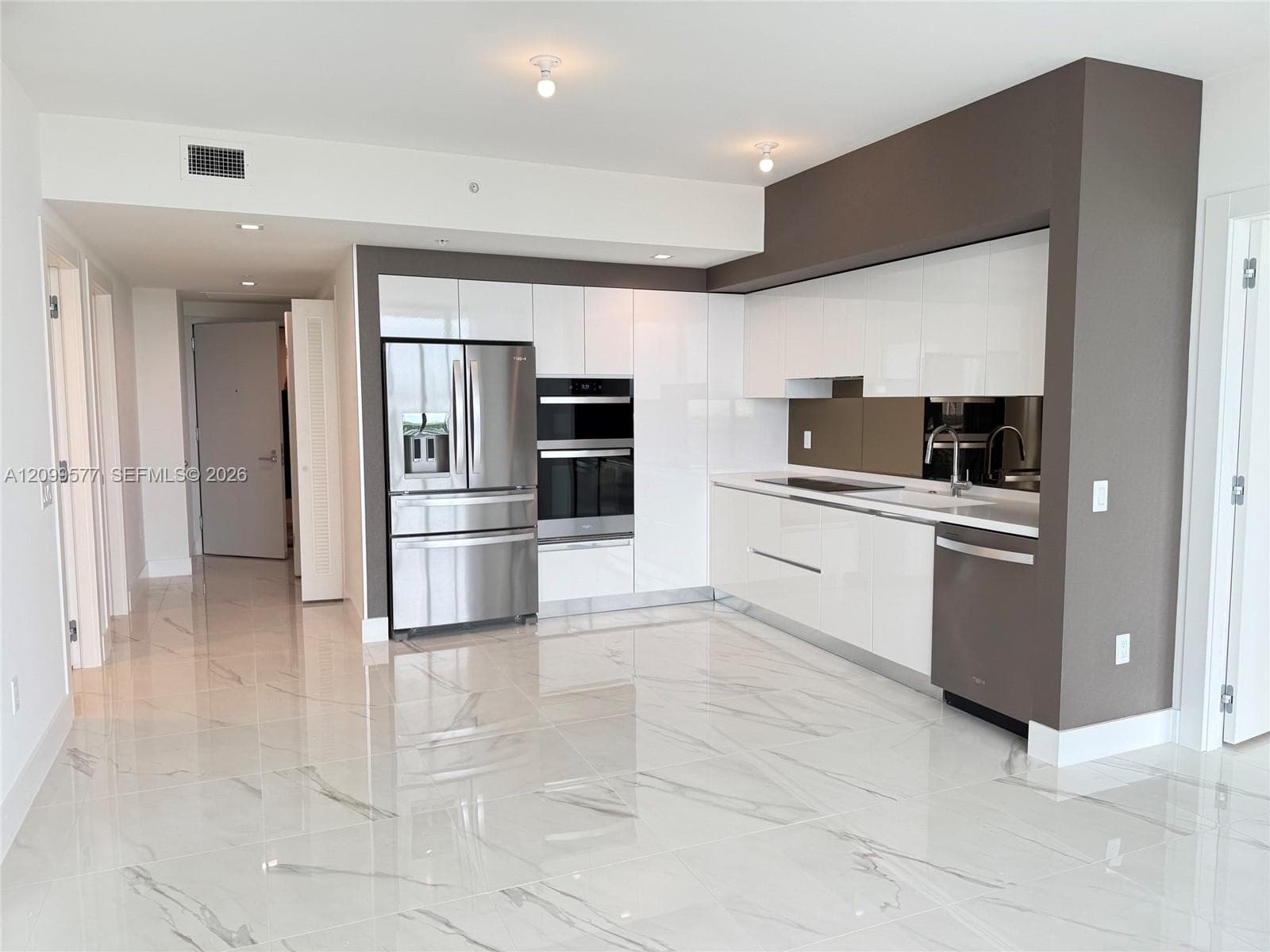 1170 E Hallandale Beach # 1407, Hallandale Beach FL 33009