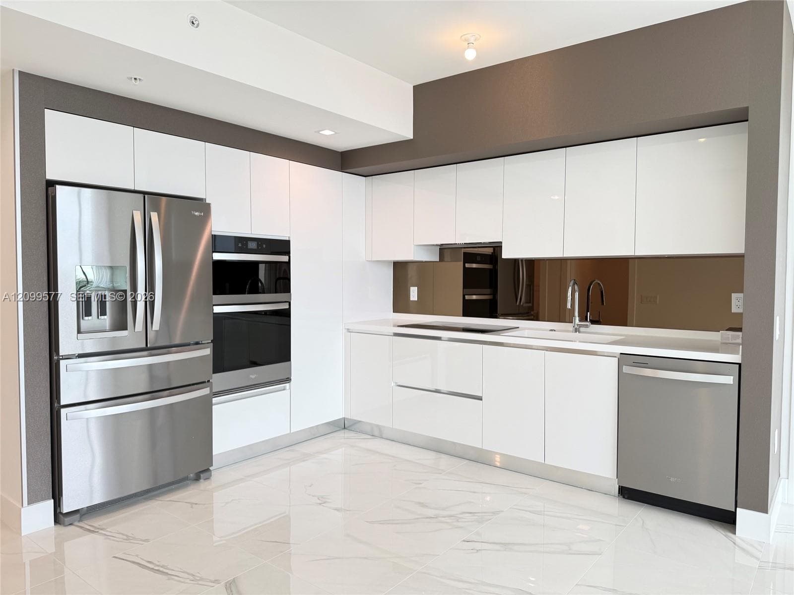 1170 E Hallandale Beach # 1407, Hallandale Beach FL 33009