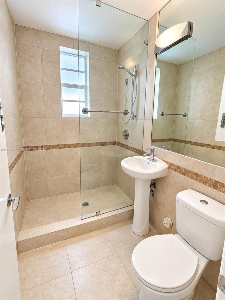 1000 Meridian Ave # 17, Miami Beach FL 33139