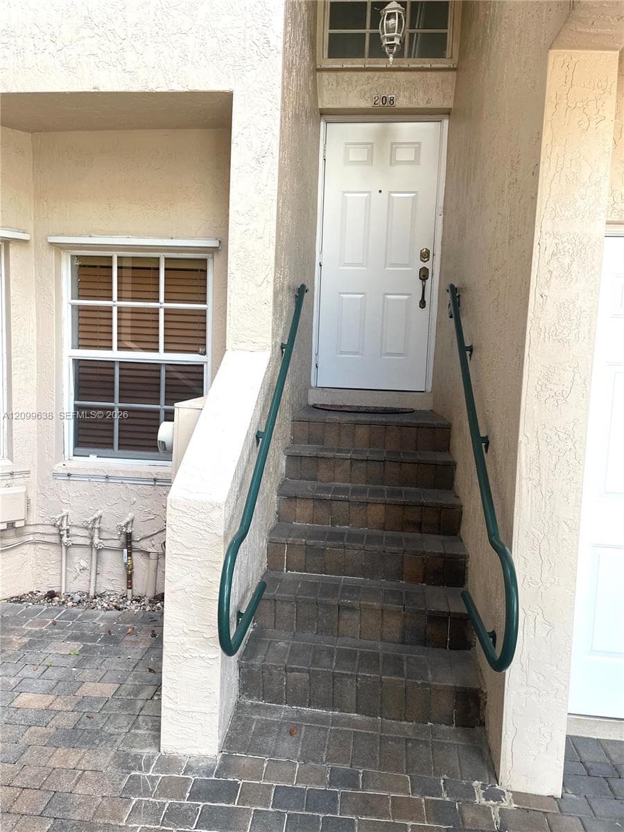 5640 NW 115th Ct # 208, Doral FL 33178
