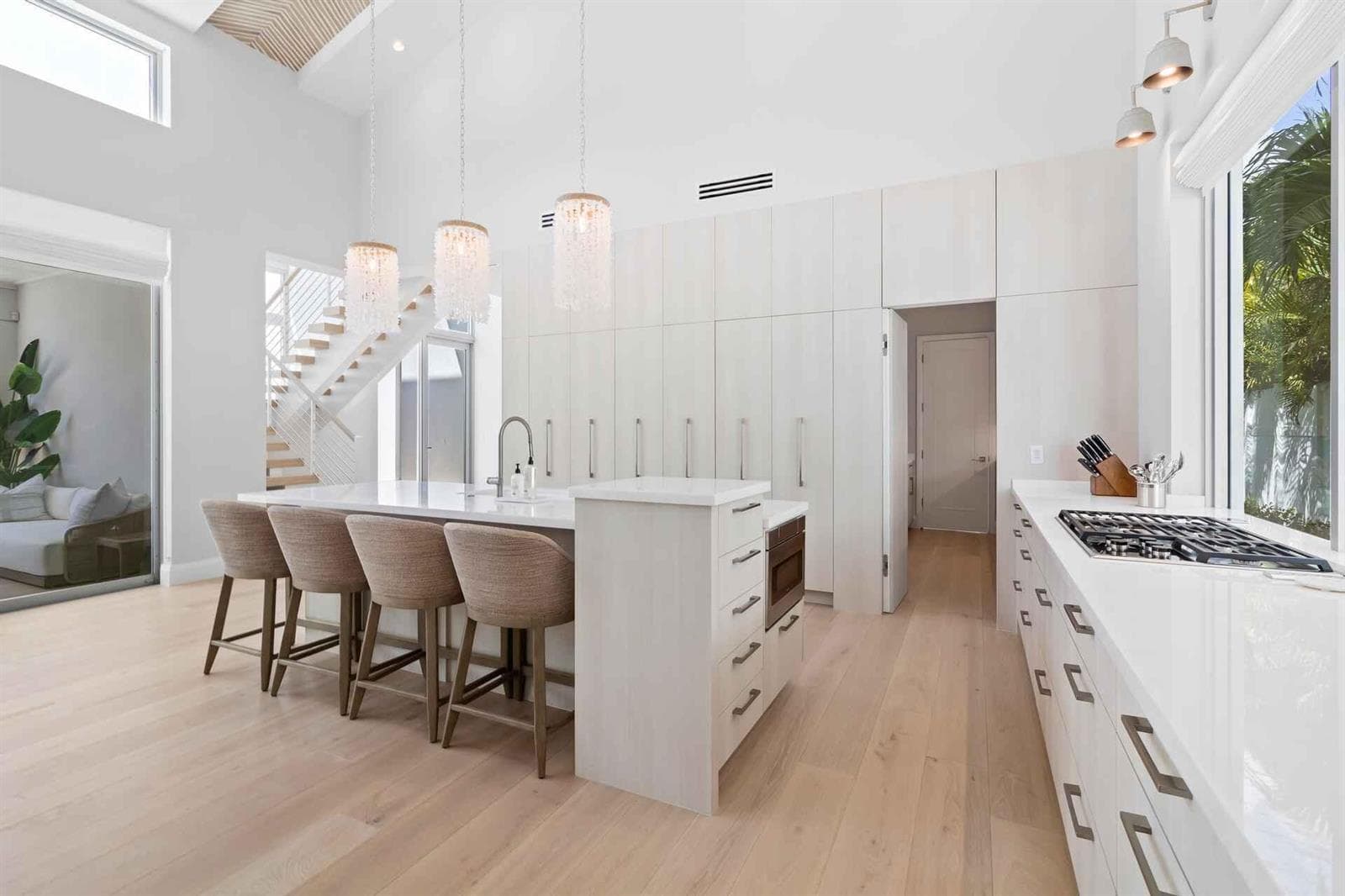 1280 S OCEAN Boulevard, Delray Beach FL 33483