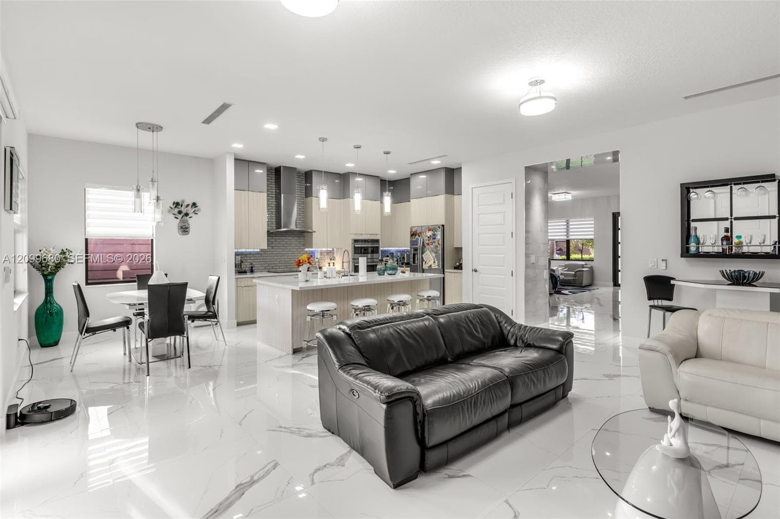 8924 NW 161st Ter, Miami Lakes FL 33018