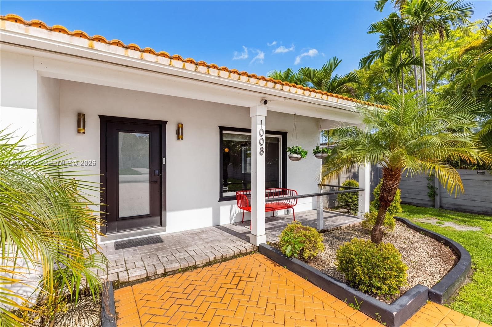 1008 Moffett St, Hallandale Beach FL 33009