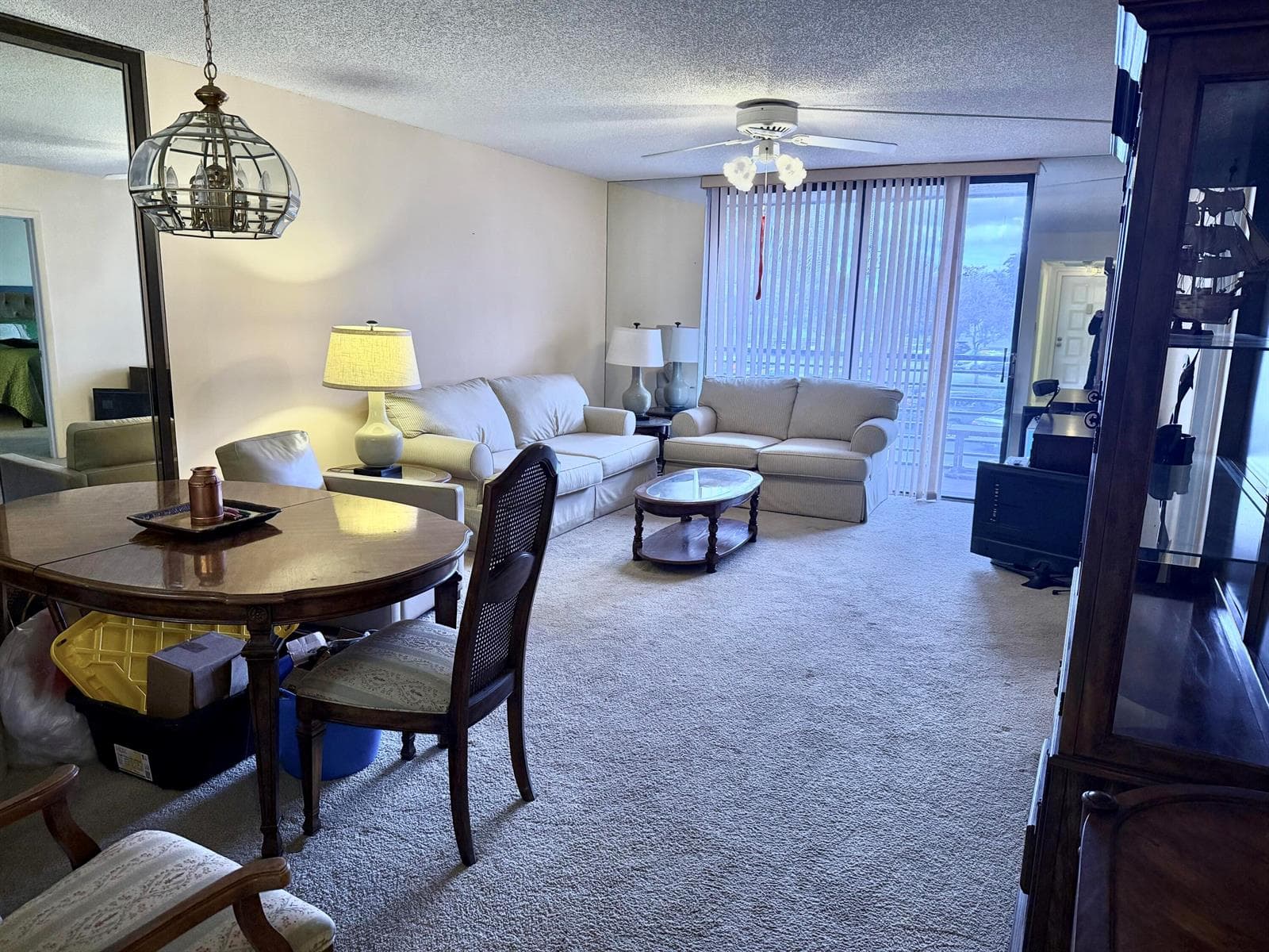 1101 COLONY POINT Circle # 220, Pembroke Pines FL 33026