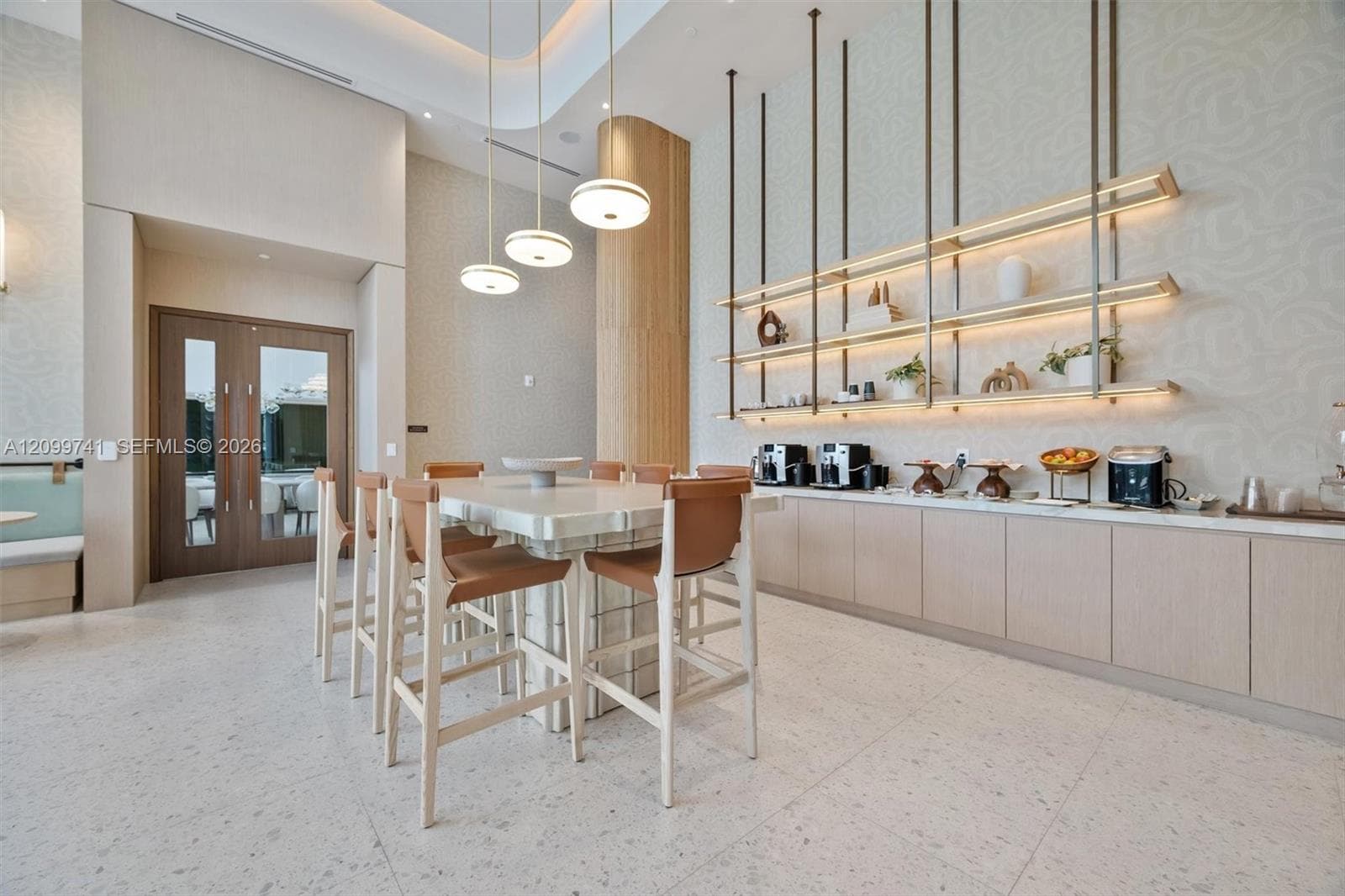 2411 Laguna Circle # 2211, Miami FL 33180