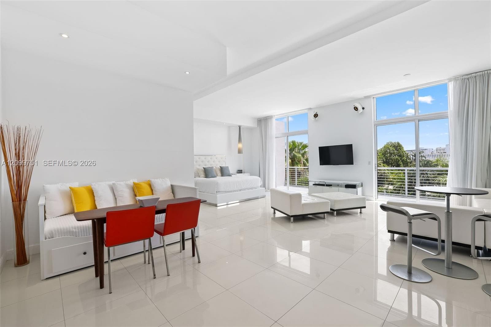 2001 Meridian Ave # 506, Miami Beach FL 33139