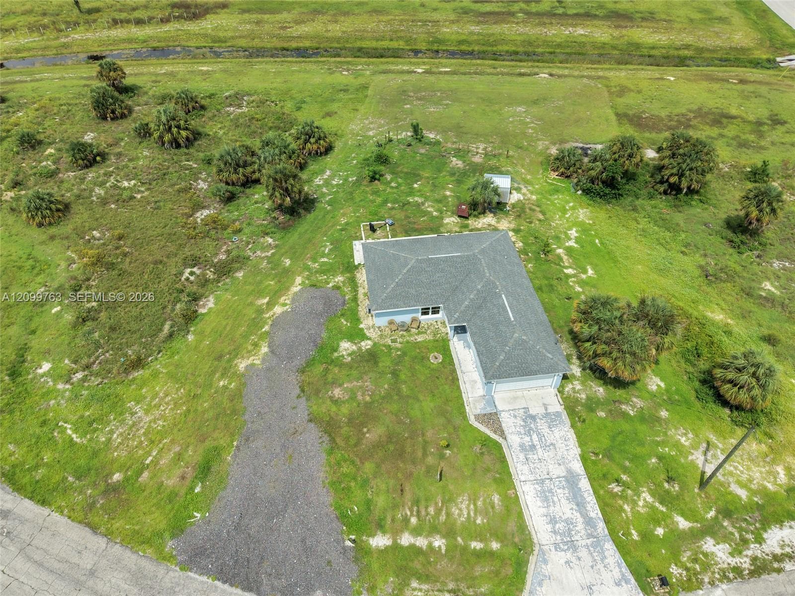1046 SATURN CT, Other City - In The State Of Florida FL 33945
