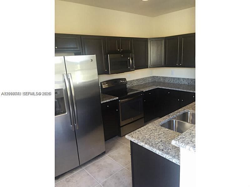 9431 SW 172nd Ave, Miami FL 33196