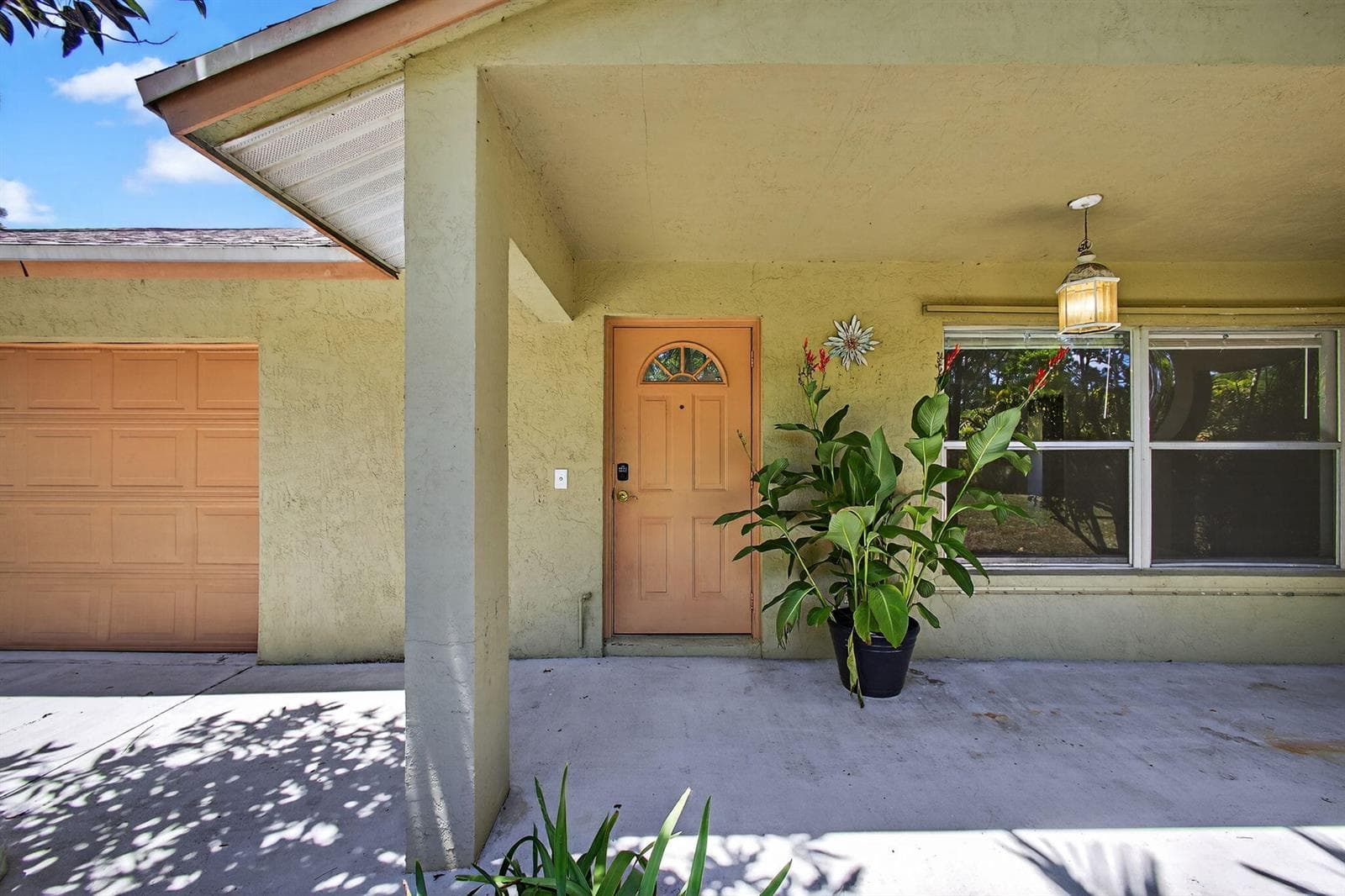 16971 W Mayfair Drive W, FL 33470