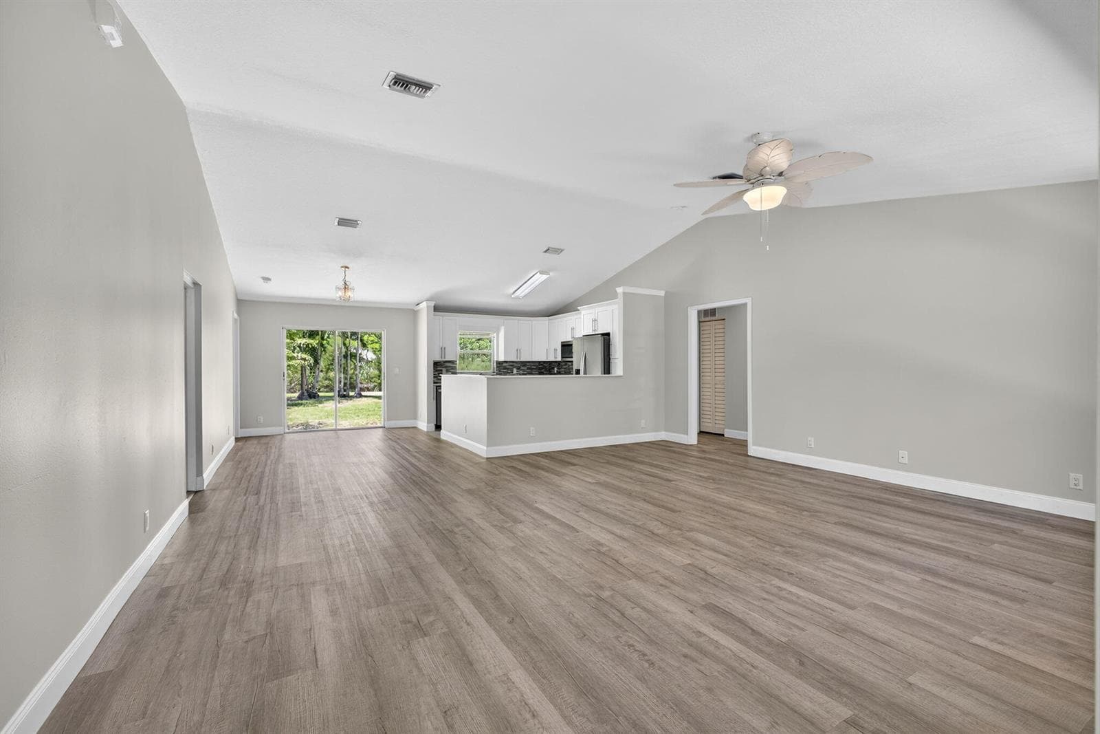 16971 W Mayfair Drive W, FL 33470