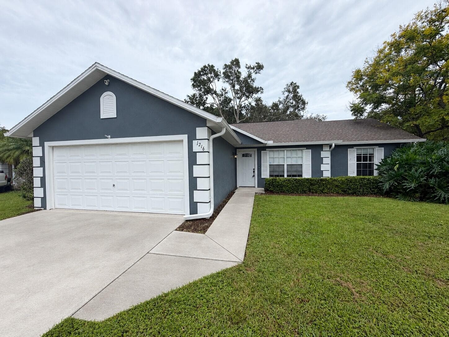 1216 41ST Avenue, Vero Beach FL 32960