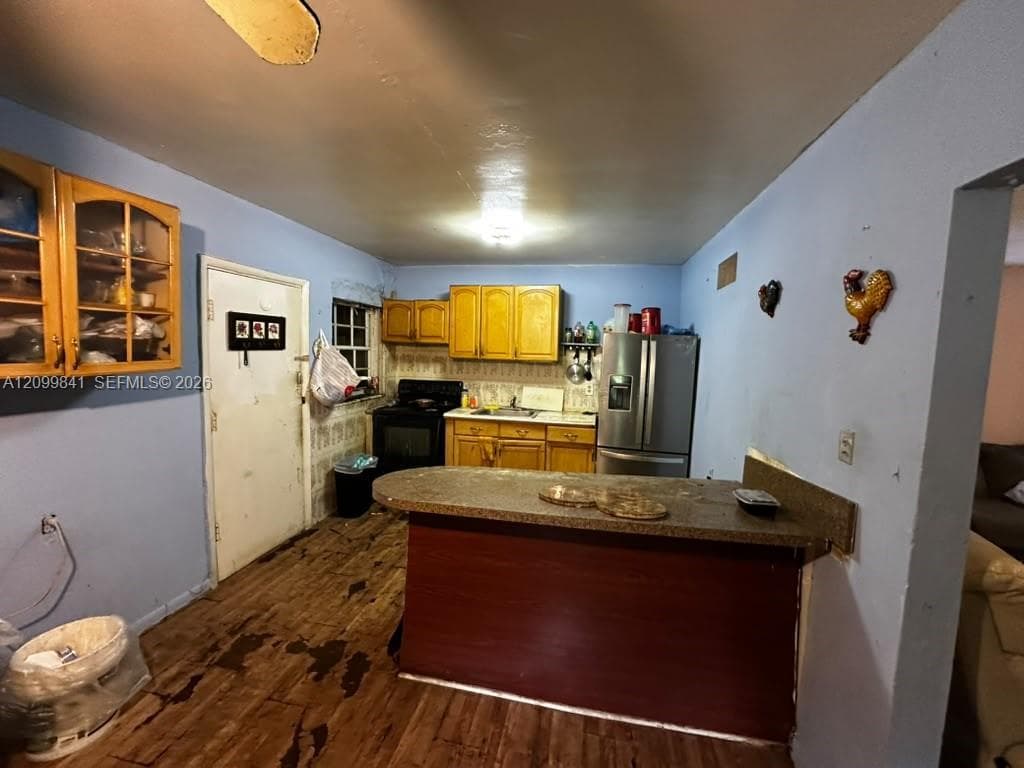 2299 NW 90th St, Miami FL 33147