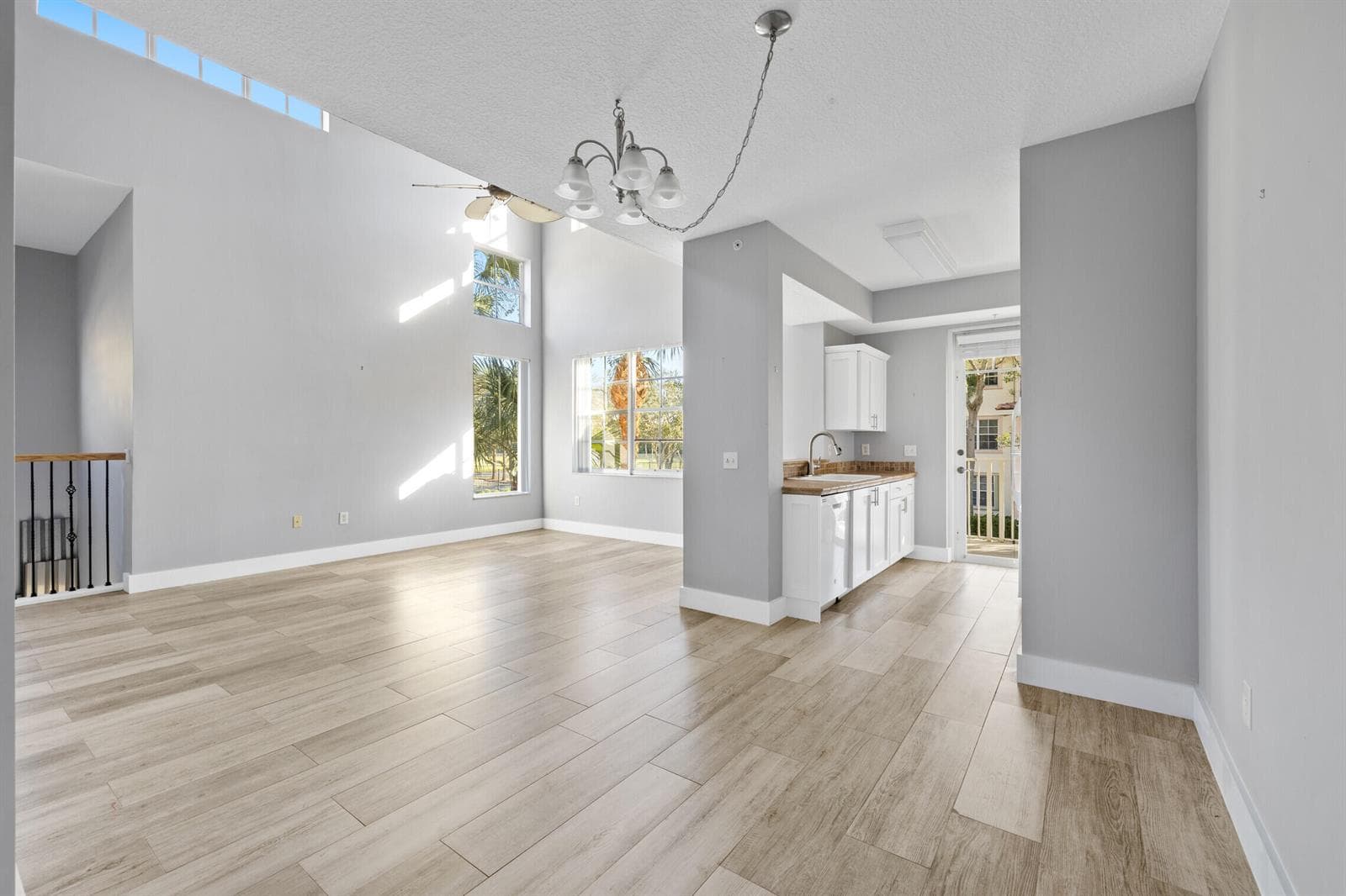 1116 University Boulevard # 21, Jupiter FL 33458