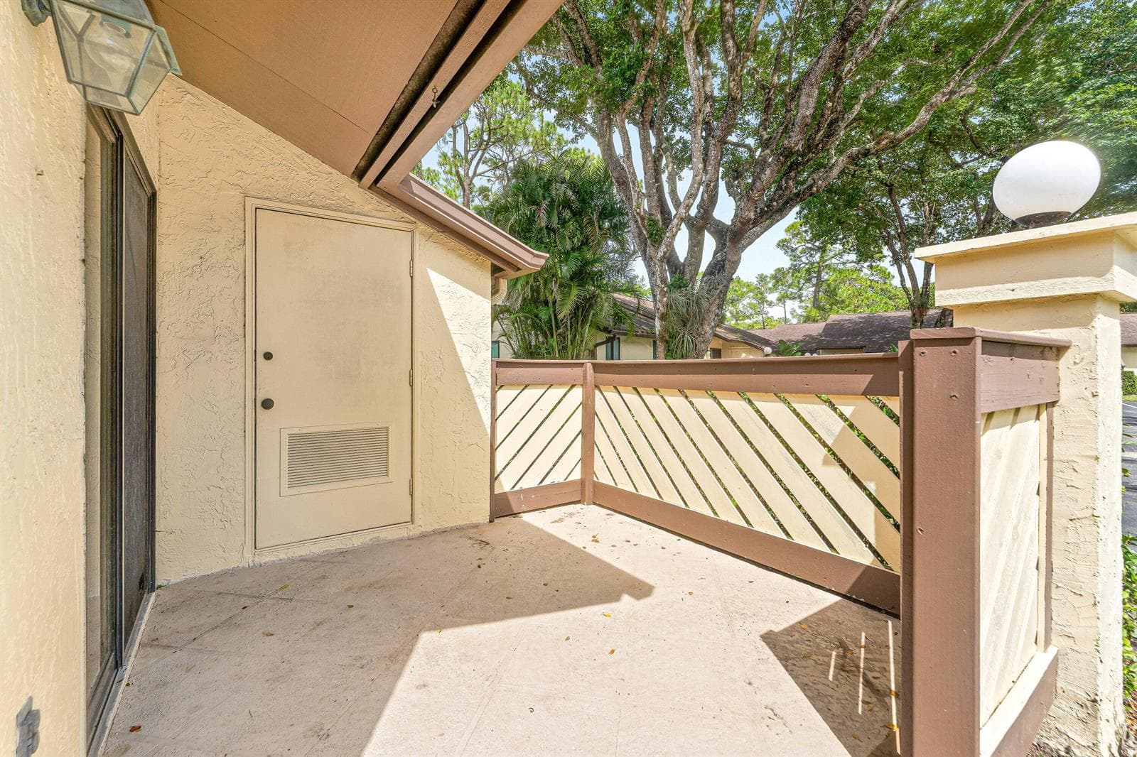 83 WOOD ROSE Court, Royal Palm Beach FL 33411