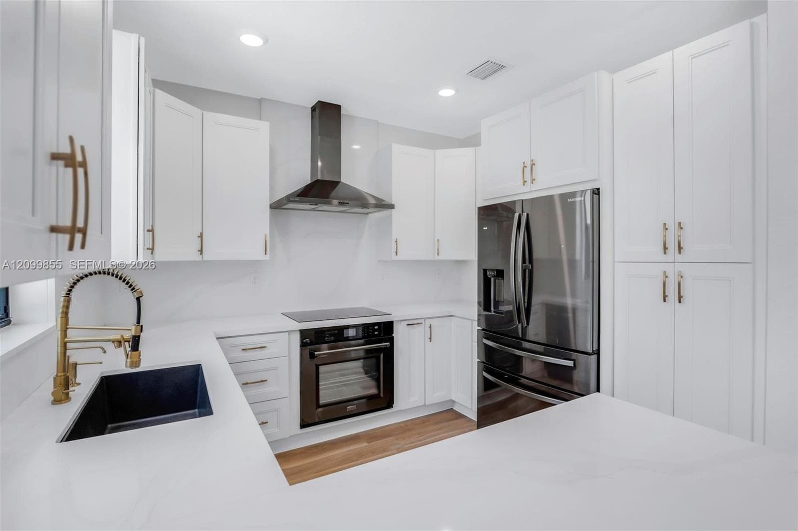 4664 Banker Ter, Davie FL 33314