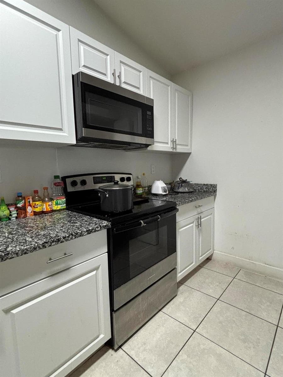 310 JENNINGS Avenue, FL 33463