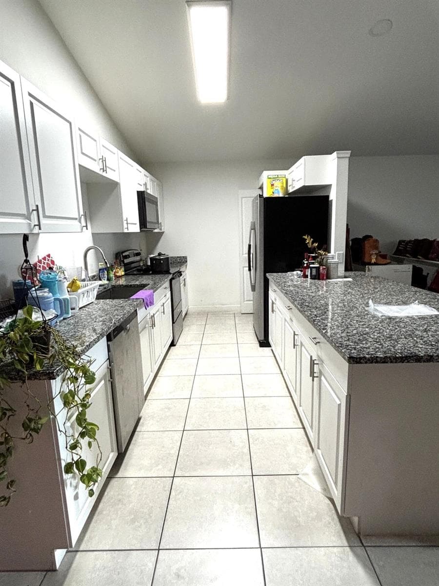 310 JENNINGS Avenue, FL 33463