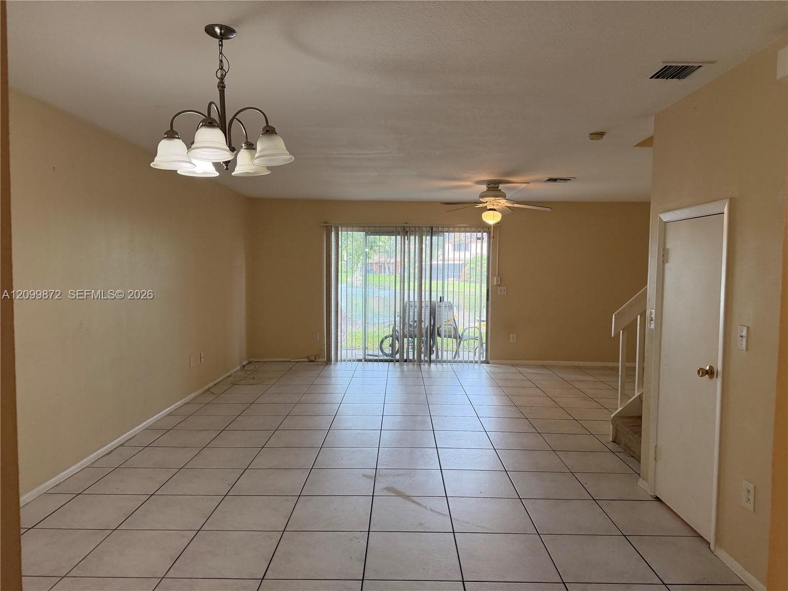 1209 Sussex Dr, North Lauderdale FL 33068