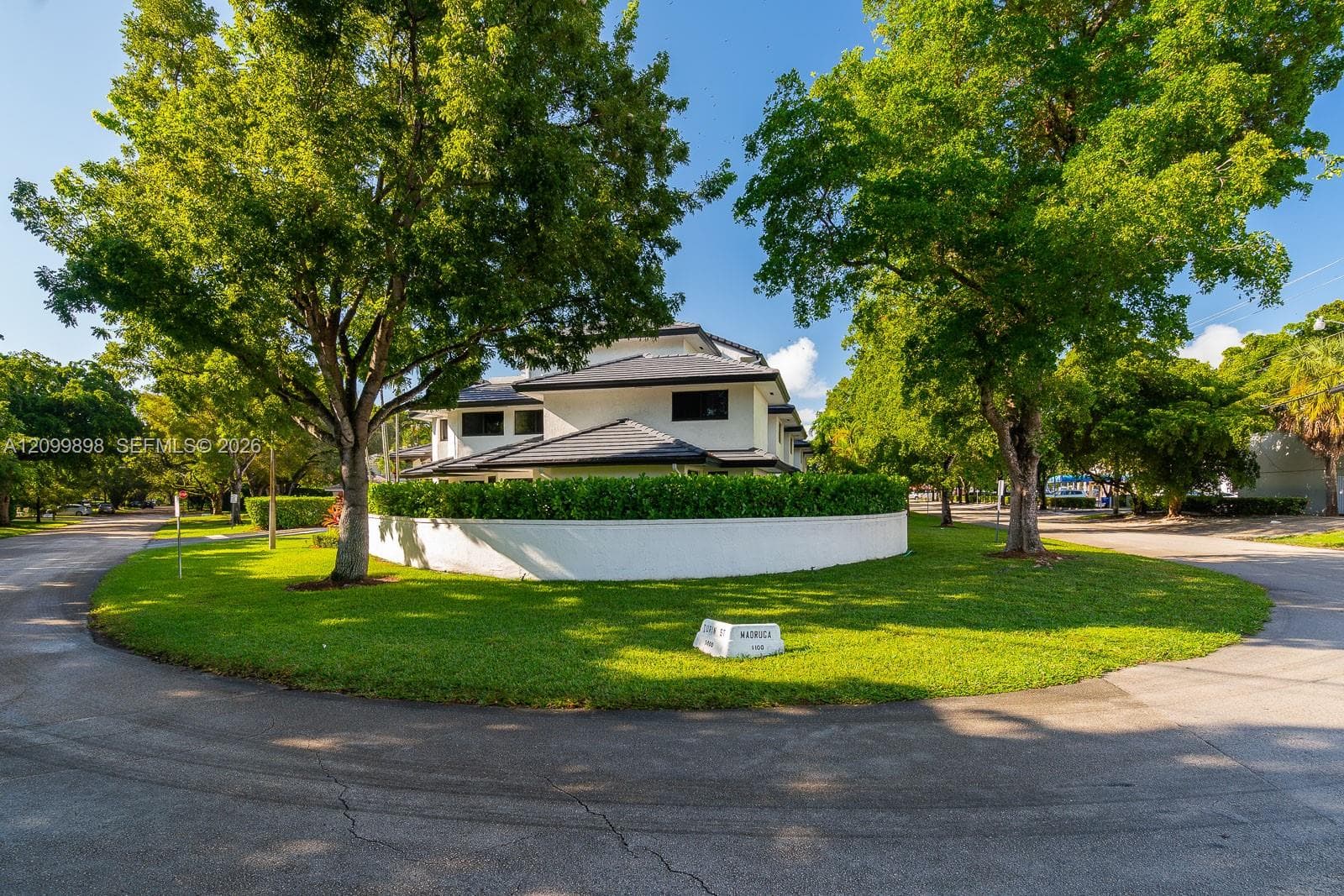 5750 Turin St # 206, Coral Gables FL 33146