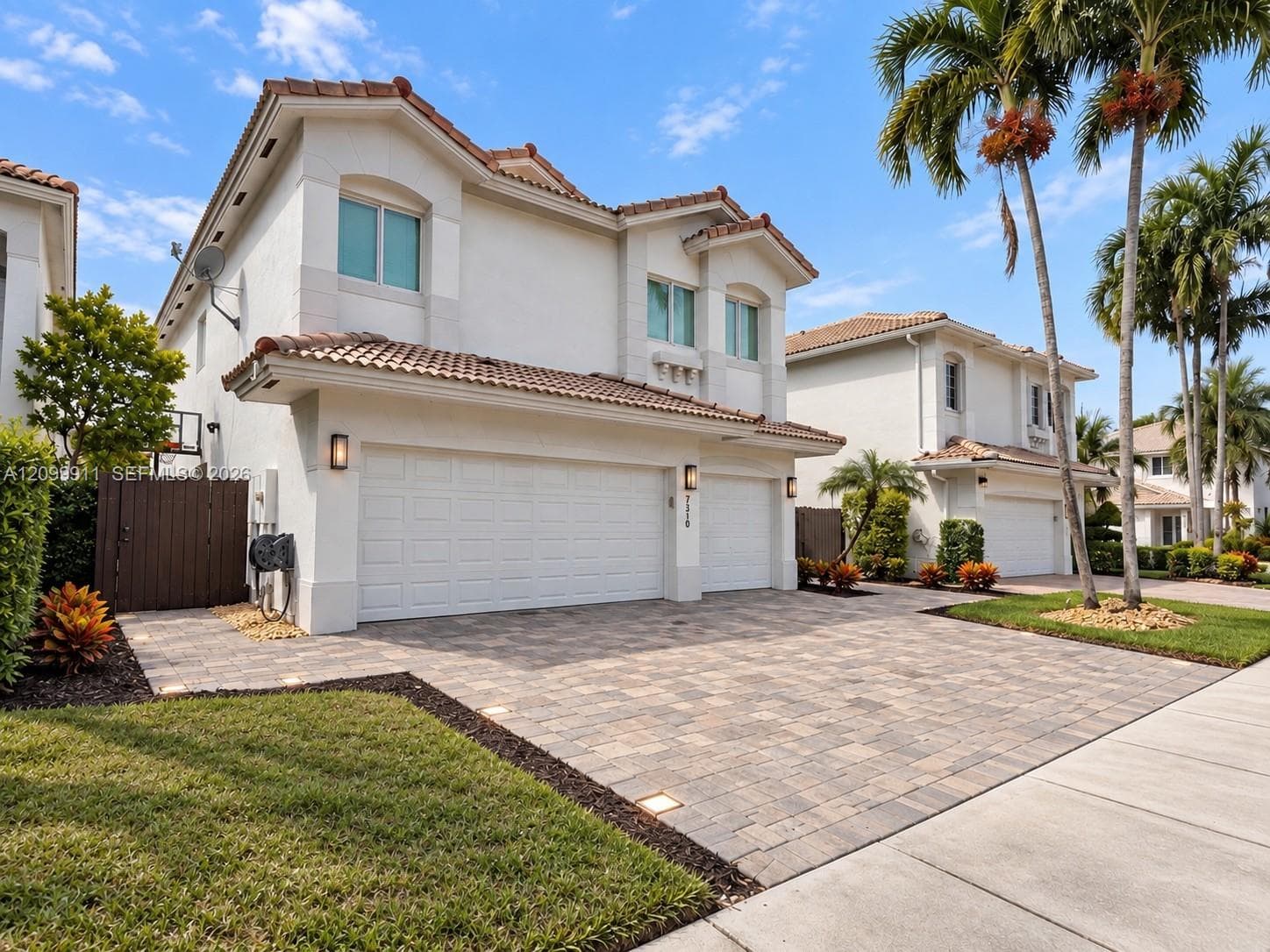 7310 NW 107th Pl, Doral FL 33178