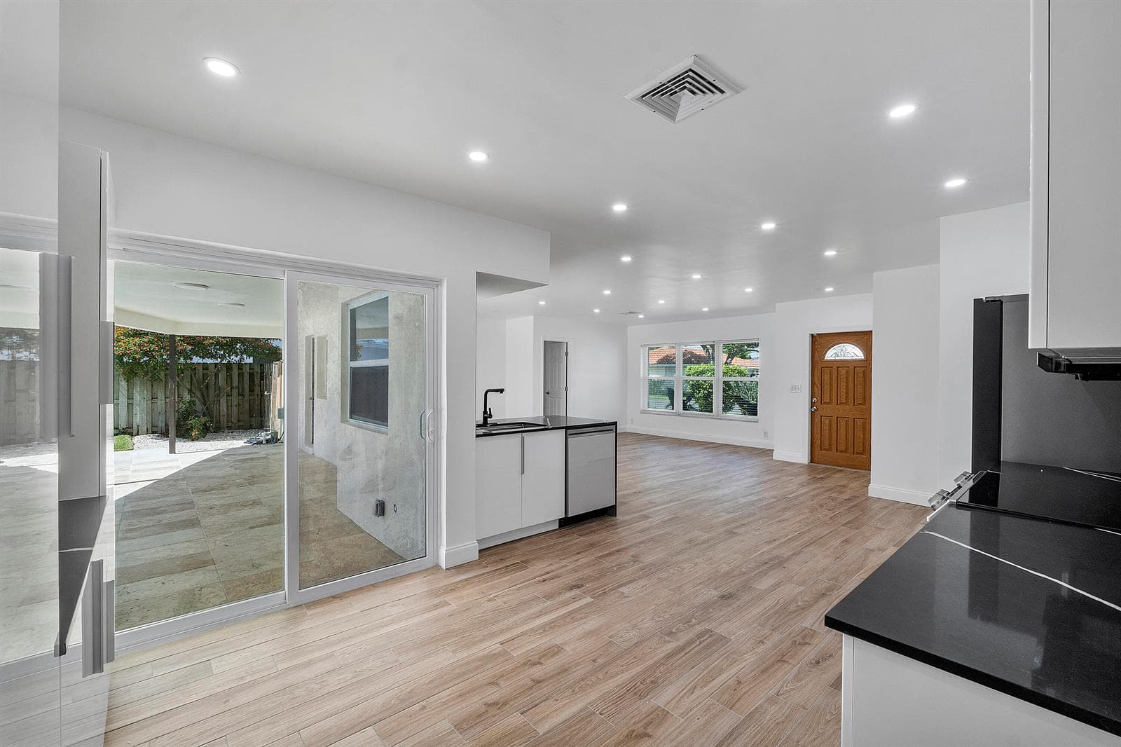 400 SW 9TH Avenue, Boca Raton FL 33486