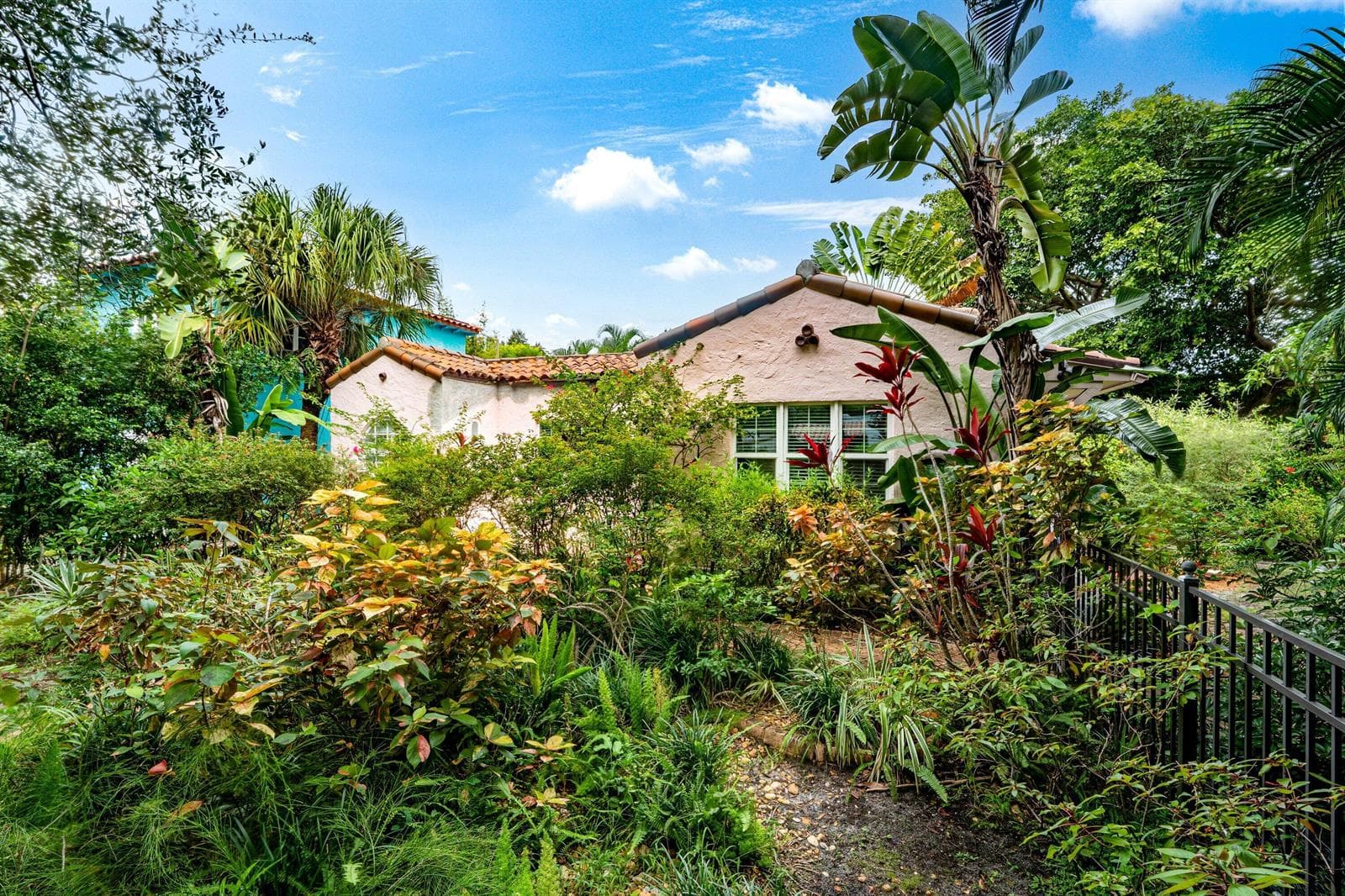 703 Sunset Road, West Palm Beach FL 33401