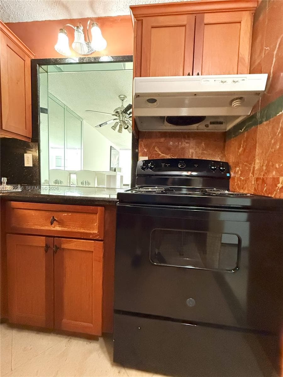 701 Three Islands Blvd # 506, Hallandale Beach FL 33009