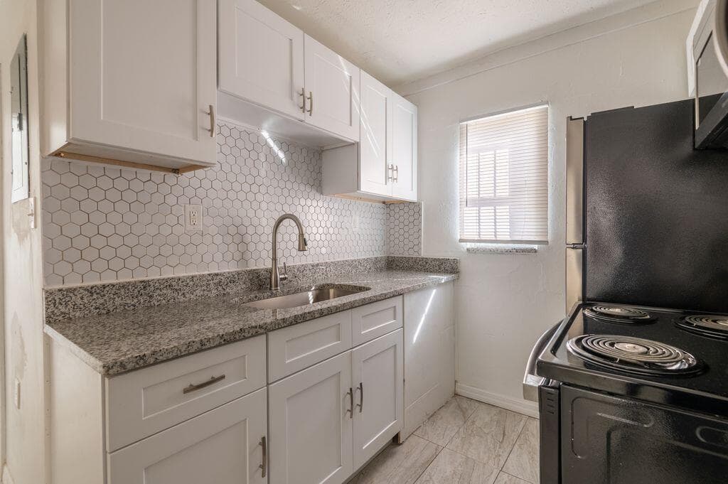 2516 Ave L Unit b, Fort Pierce FL 34947
