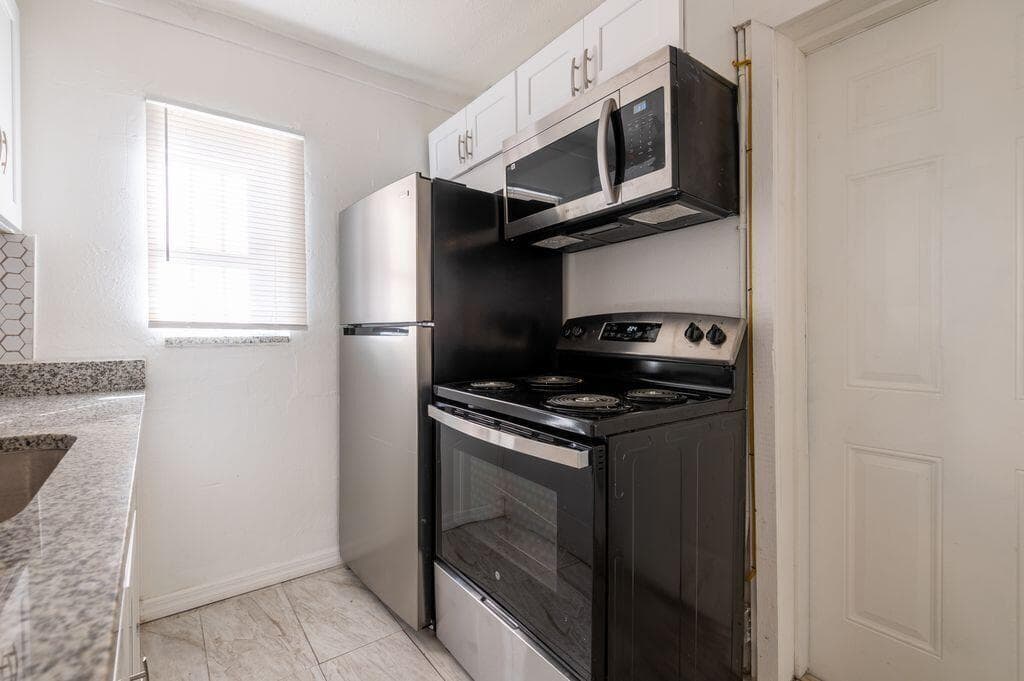 2516 Ave L Unit b, Fort Pierce FL 34947