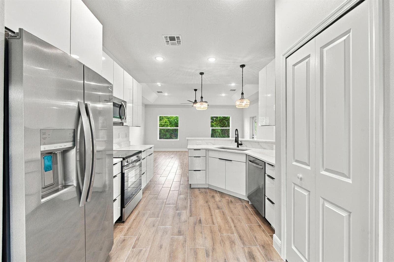 7966 104th Avenue, Vero Beach FL 32967