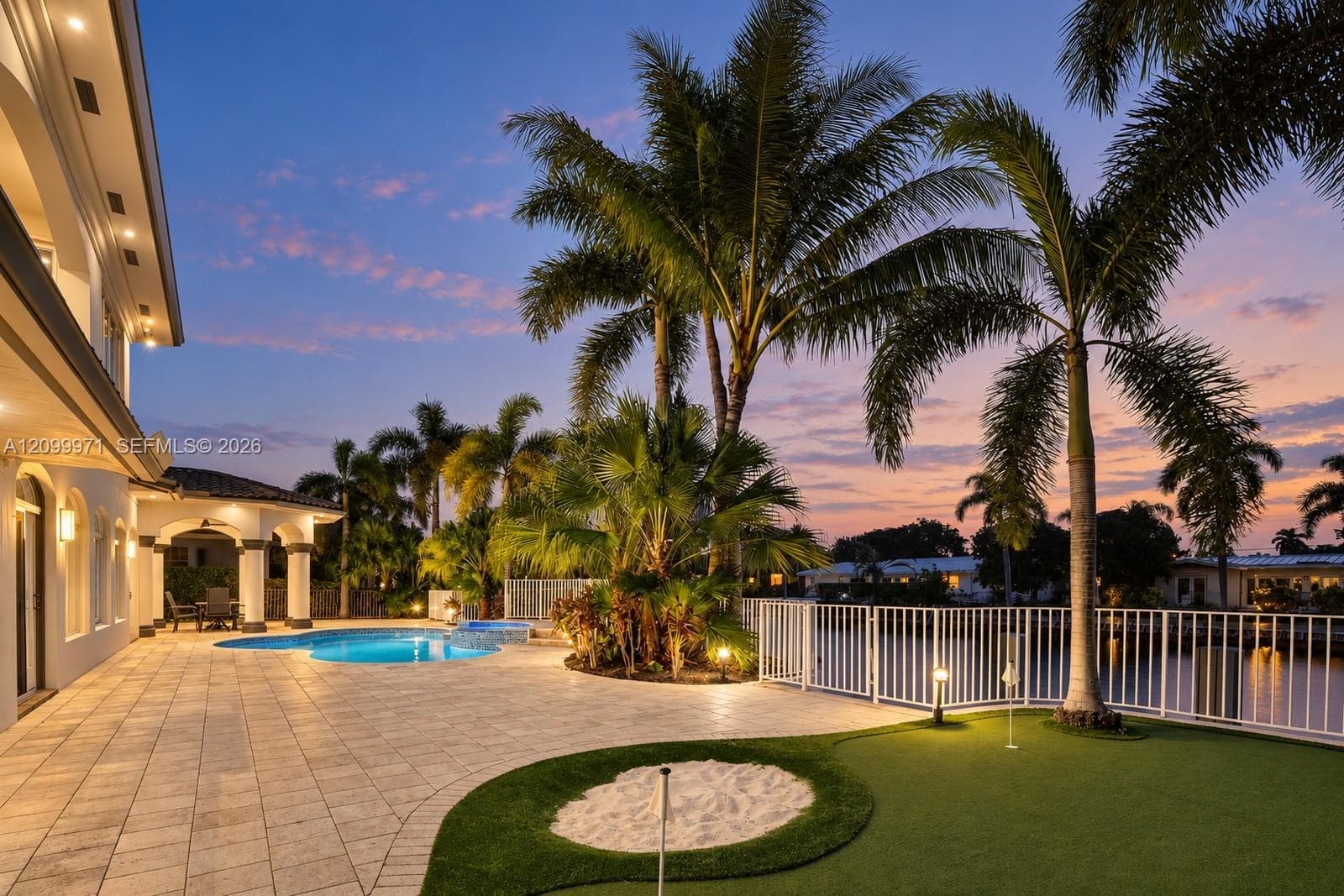 5111 NE 30th Ave, Lighthouse Point FL 33064