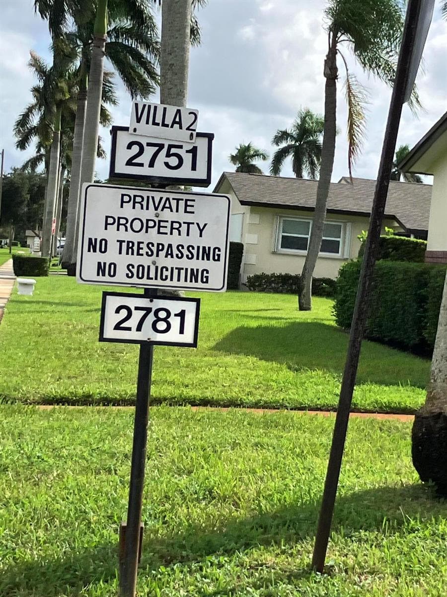 2751 Ashley Drive E # G, West Palm Beach FL 33415