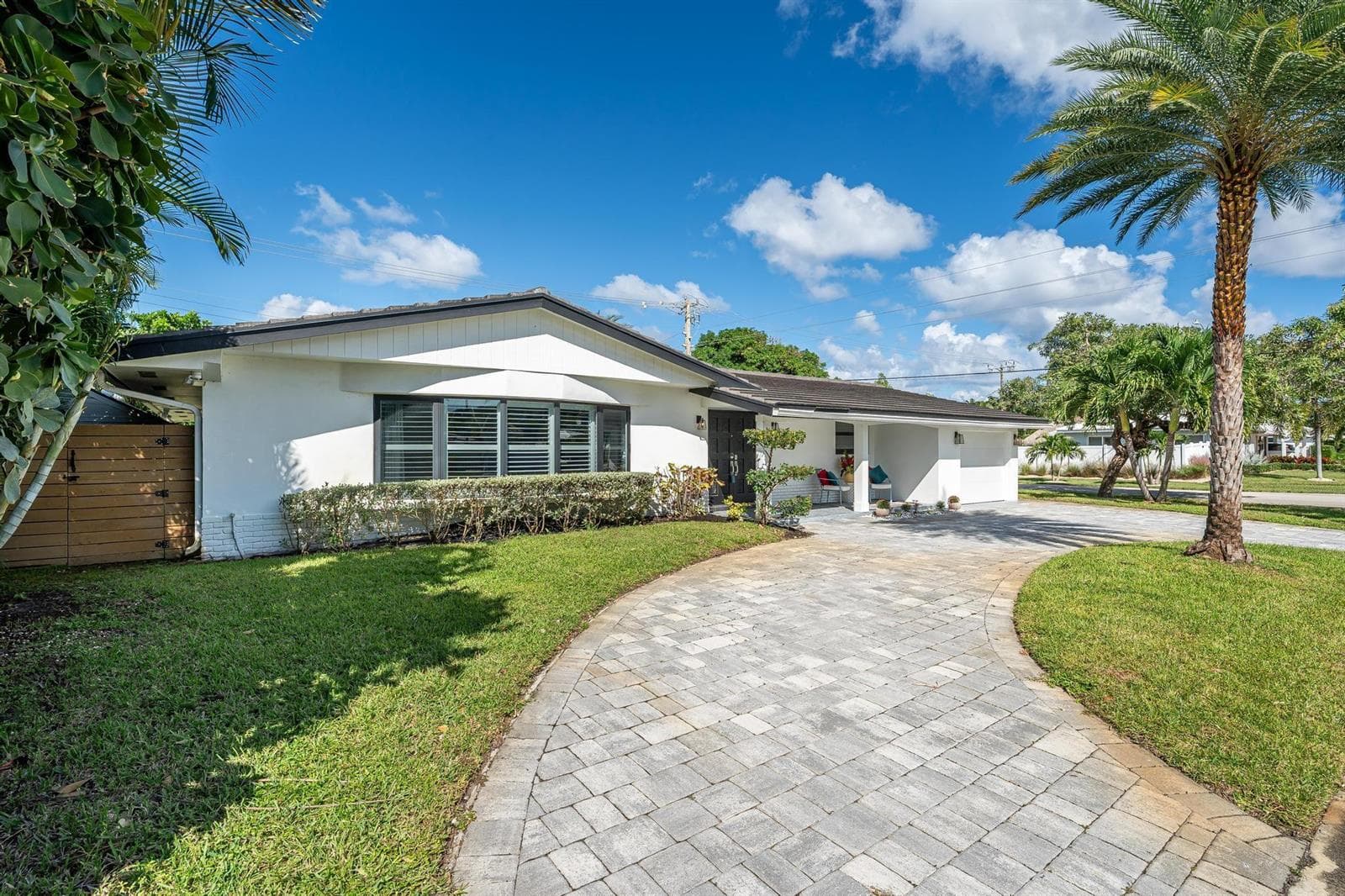 2197 NE 61st Court, Fort Lauderdale FL 33308
