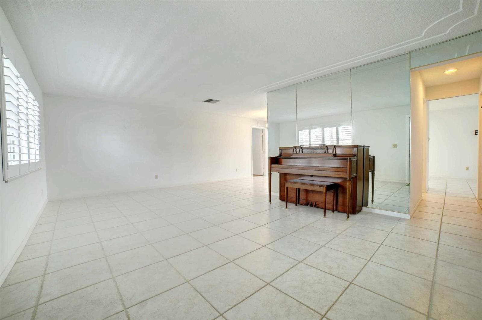 910 SW 7th Avenue, Boynton Beach FL 33426