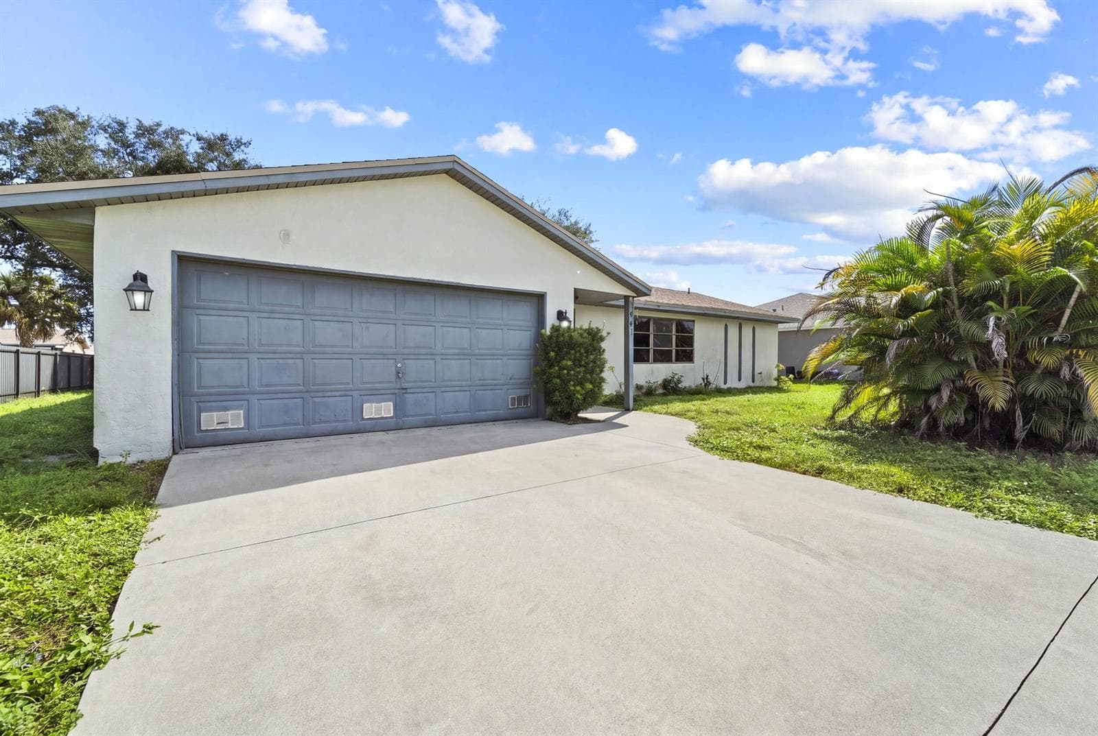 461 SW Byron Street, Port St. Lucie FL 34983