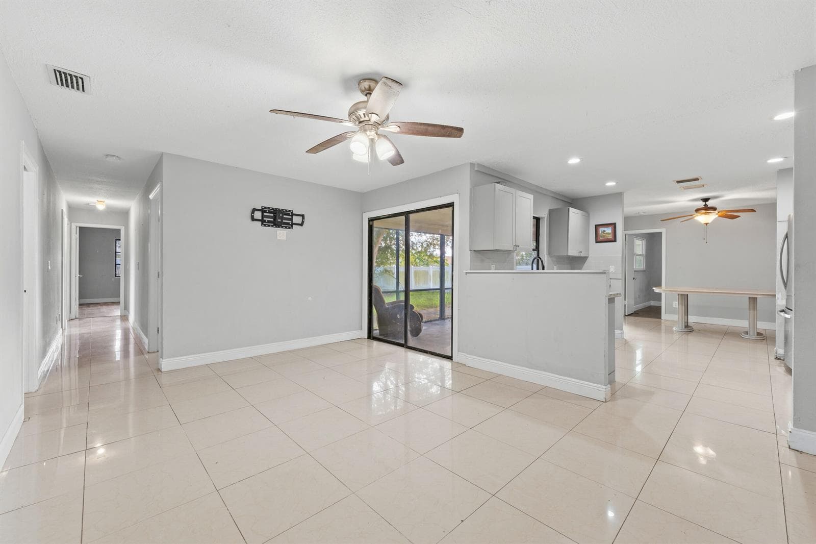 461 SW Byron Street, Port St. Lucie FL 34983
