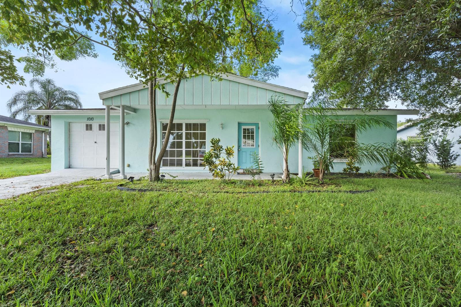 1010 SE Euclid Lane, Port St. Lucie FL 34983