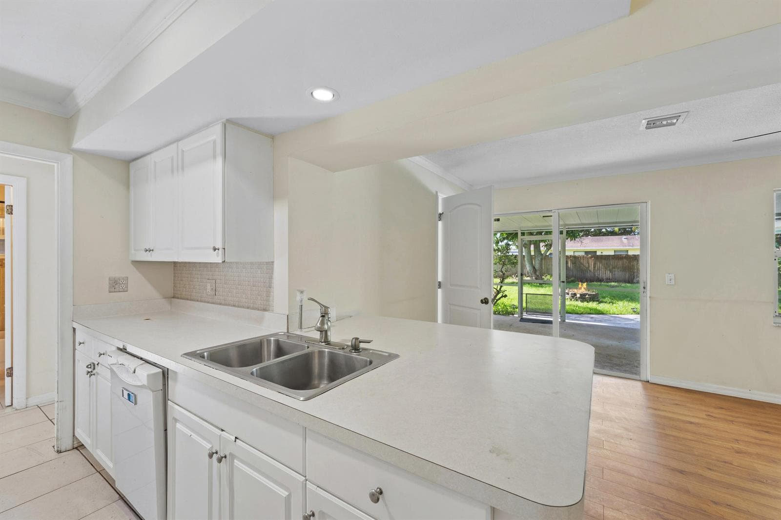 1010 SE Euclid Lane, Port St. Lucie FL 34983