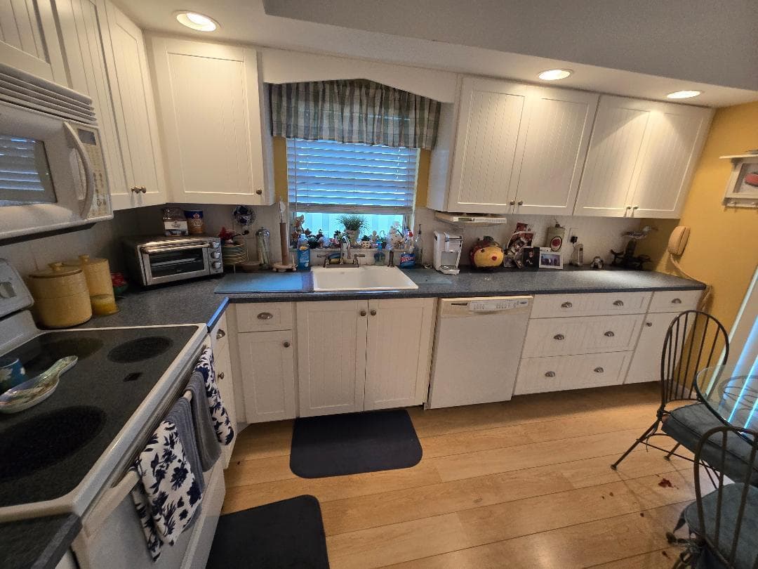 5700 Queen Palm Court # B, Delray Beach FL 33484