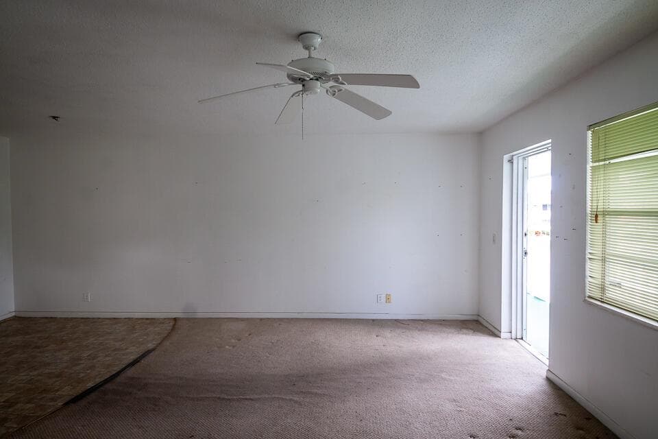 117 Kingswood F # 117, West Palm Beach FL 33417