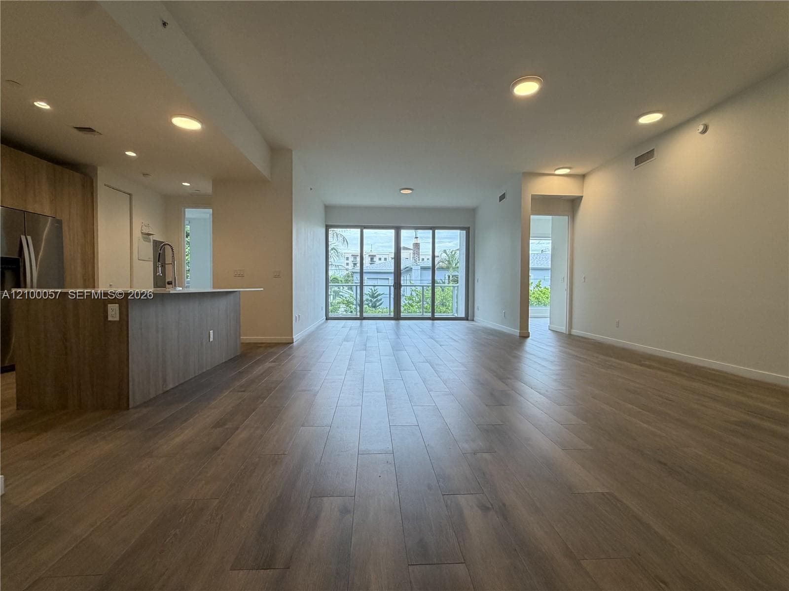 529 SW 11th St # 203, Miami FL 33129
