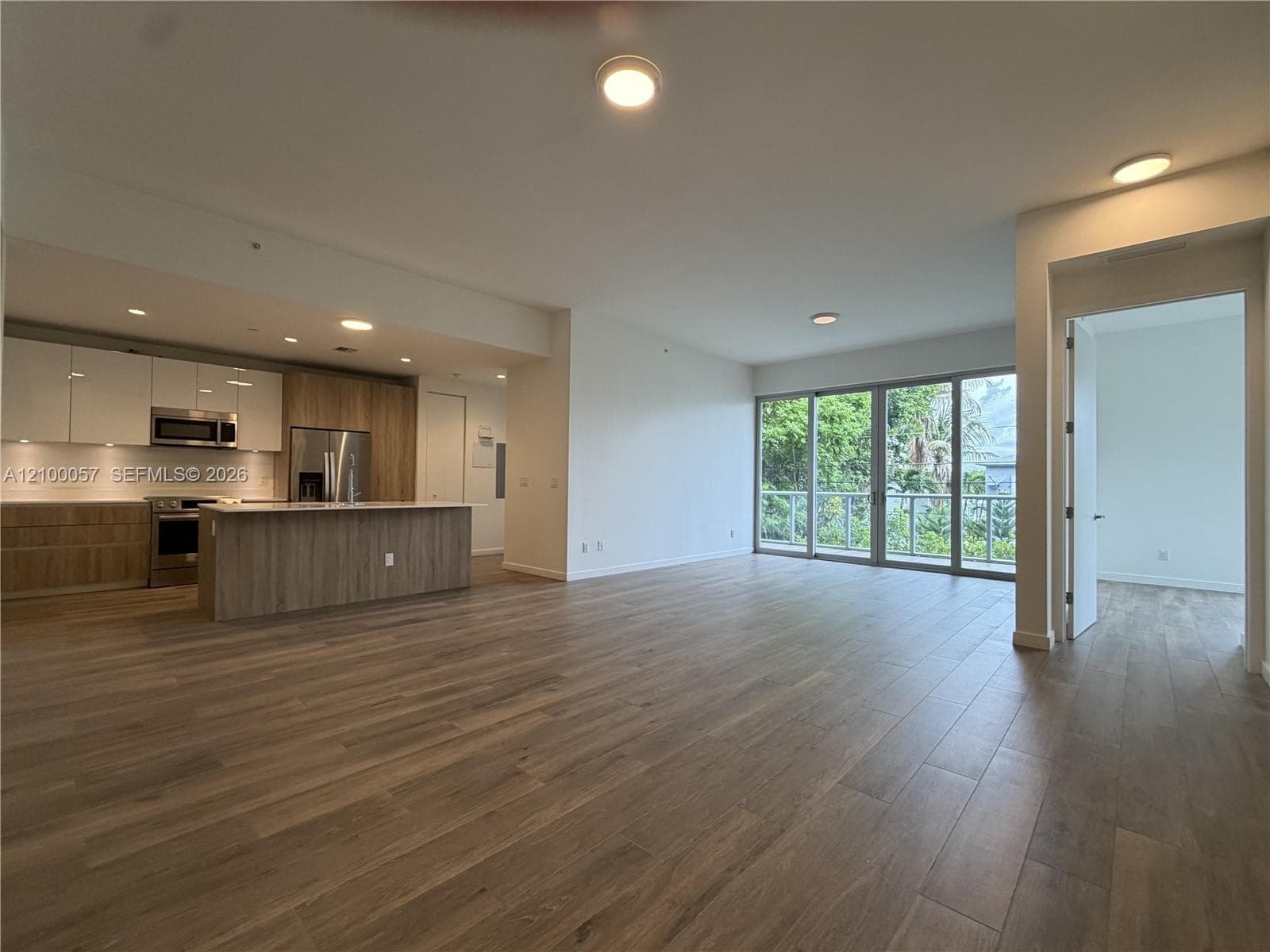 529 SW 11th St # 203, Miami FL 33129