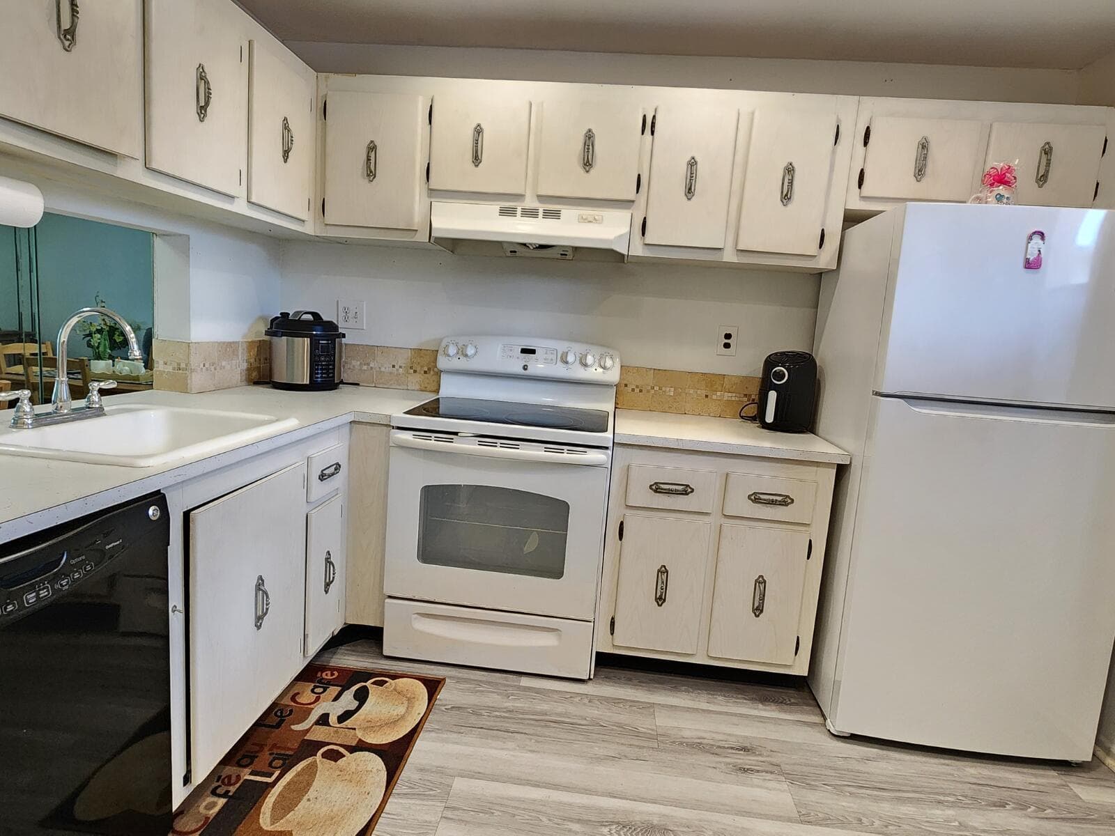 8842 W MCNAB Road # 205, Tamarac FL 33321