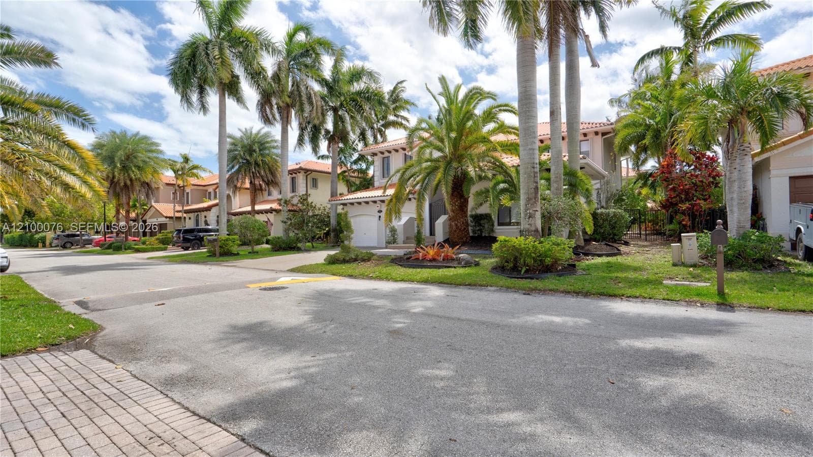 7956 SW 195th St, Cutler Bay FL 33157