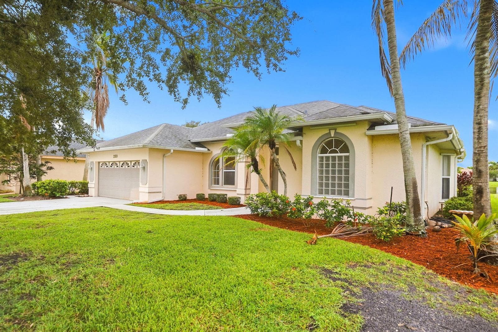 233 SW Fernleaf Trail, Port St. Lucie FL 34953